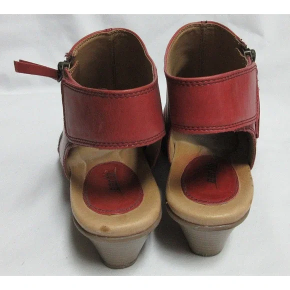 Earth Kristy Red Leather Booties Shoes Heels Sandals Women's 9B Peep Toe Zip - Picture 4 of 12